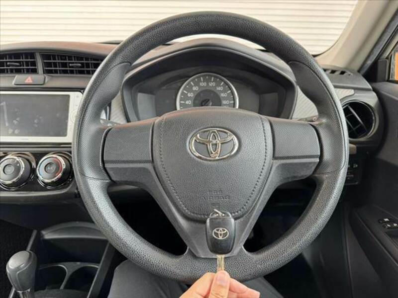 COROLLA AXIO