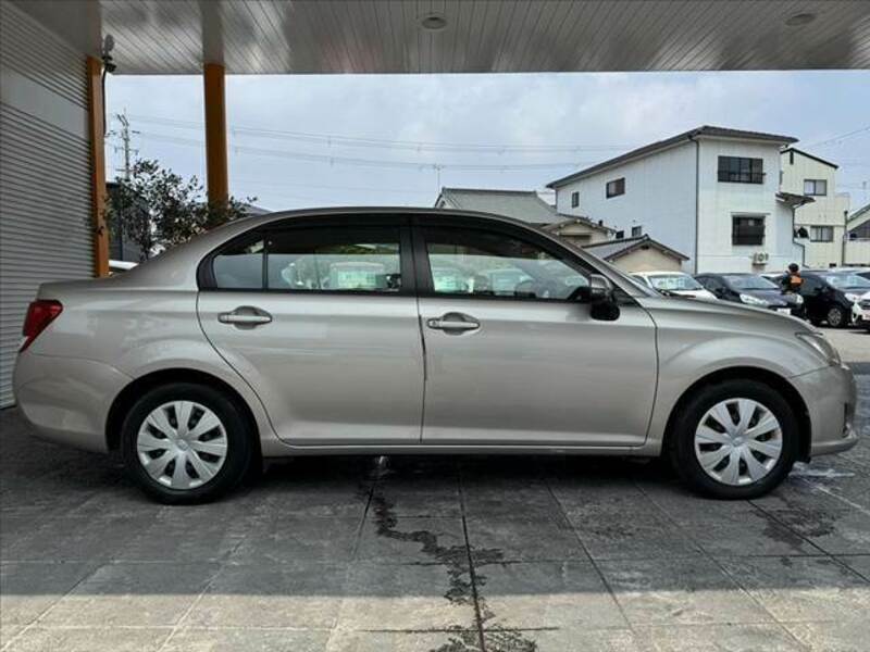 COROLLA AXIO