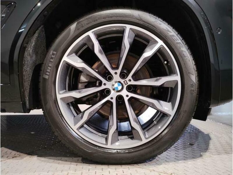 X4