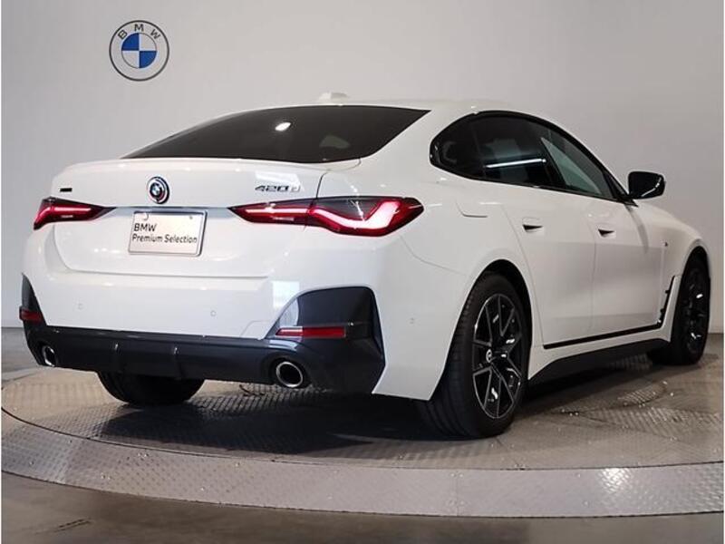 4 SERIES