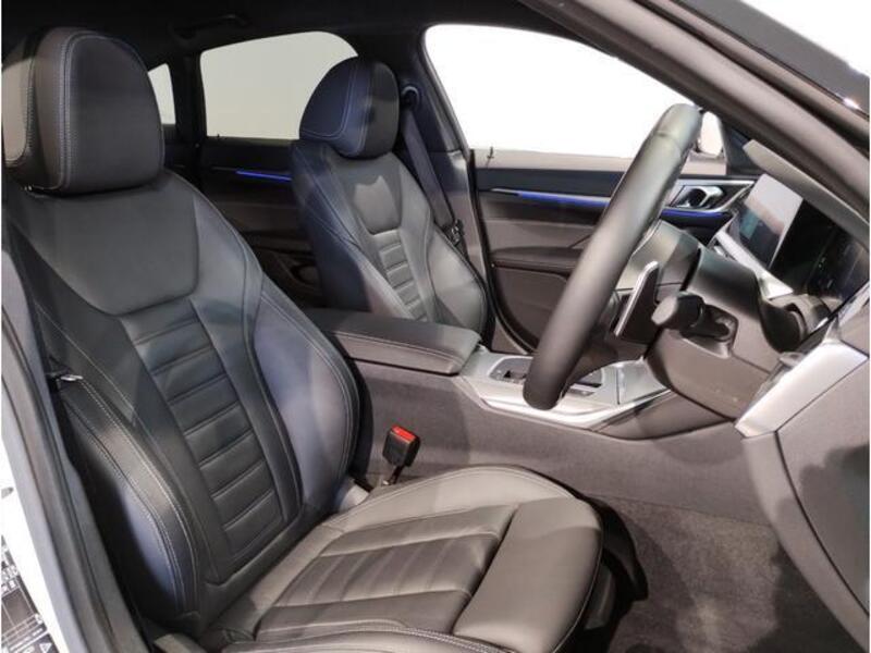 4 SERIES