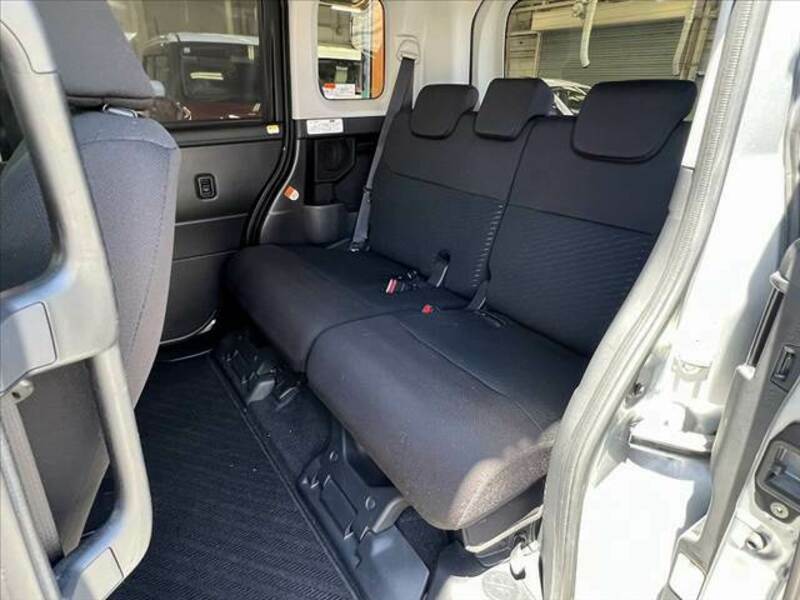 ROOMY