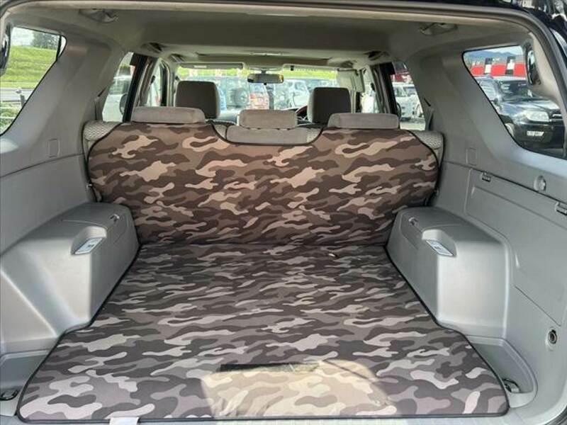 HILUX SURF