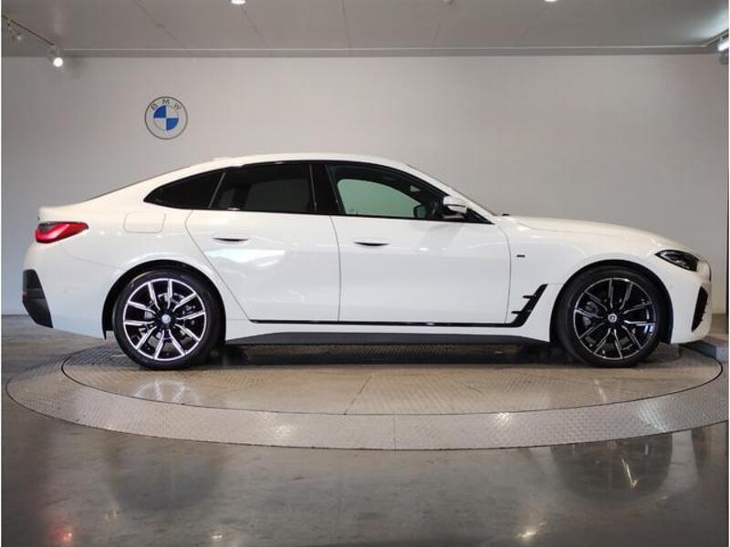 4 SERIES