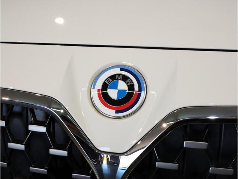 4 SERIES