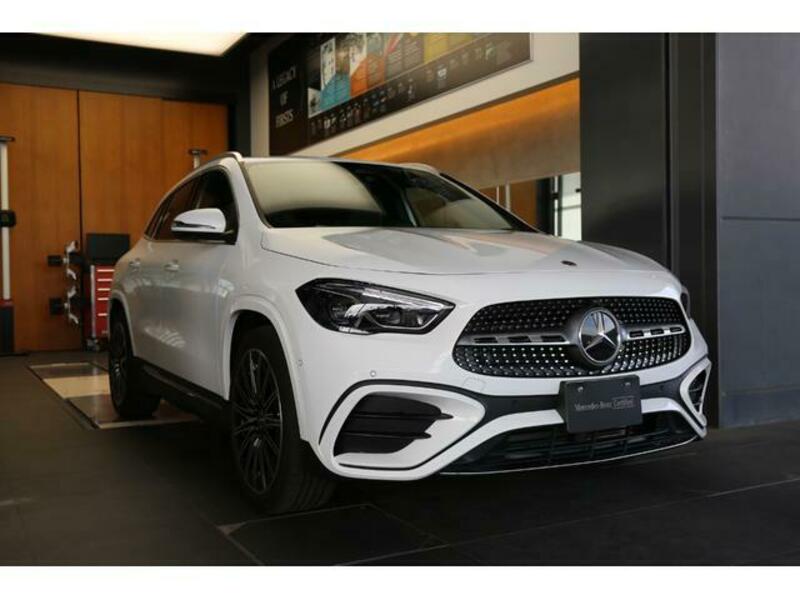 MERCEDES-BENZ GLA CLASS