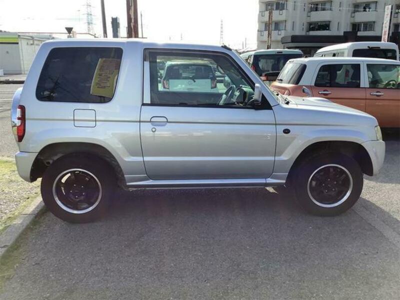 PAJERO MINI
