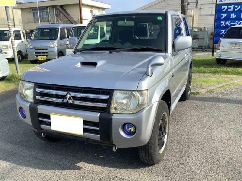 MITSUBISHI PAJERO MINI