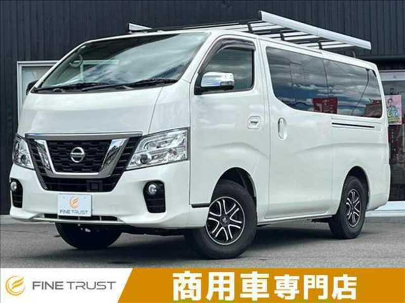 NV350 CARAVAN-0