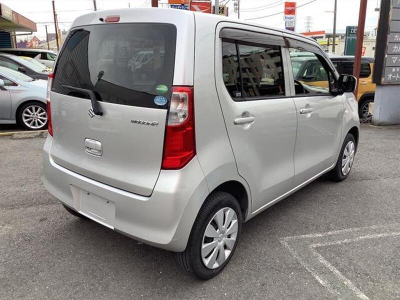 WAGON R