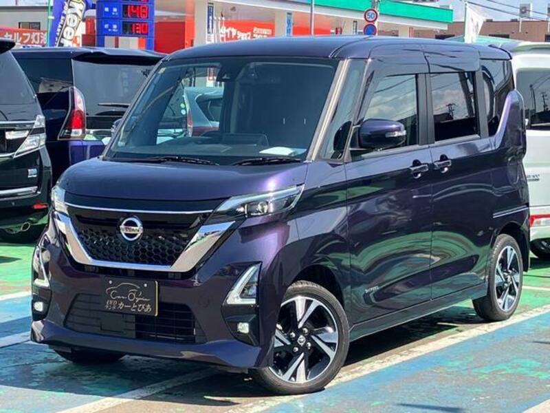 NISSAN ROOX