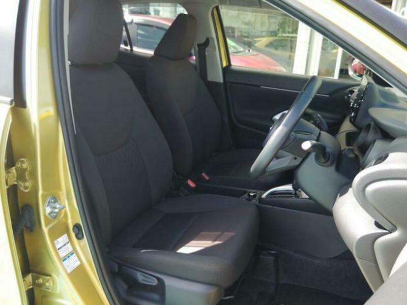 YARIS CROSS