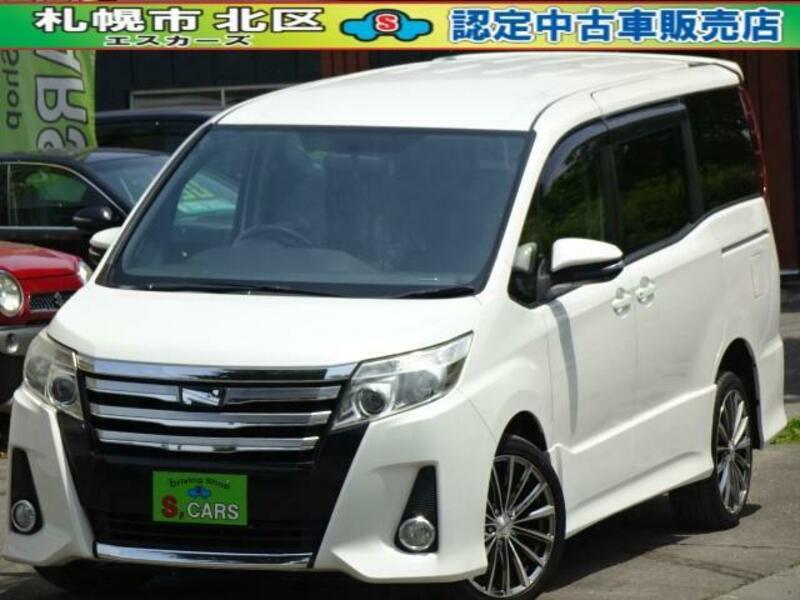 TOYOTA NOAH