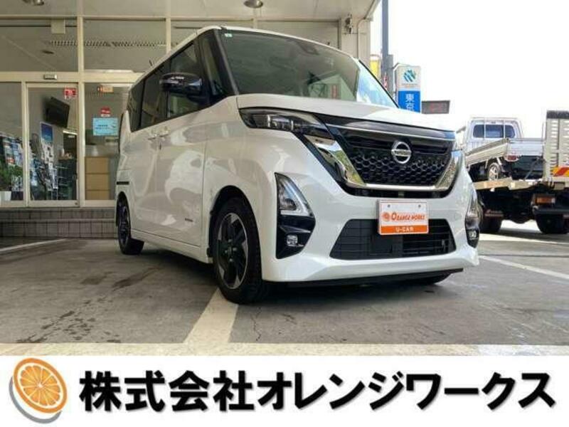 NISSAN ROOX