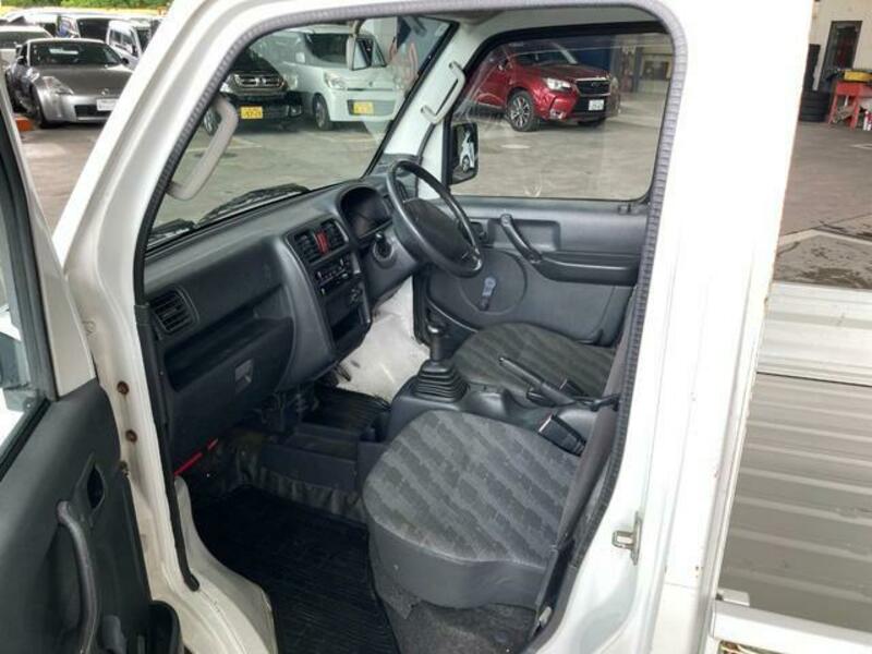 CARRY TRUCK