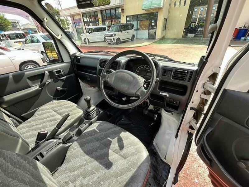 CARRY TRUCK