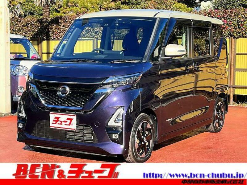 NISSAN ROOX