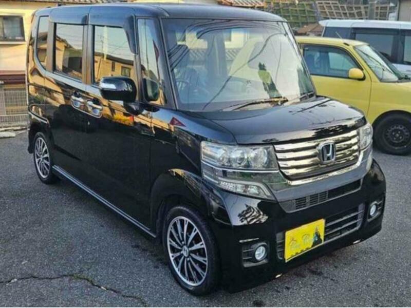 HONDA N BOX CUSTOM