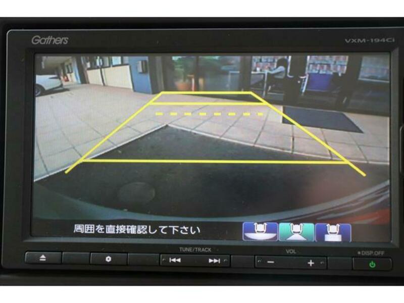 N BOX