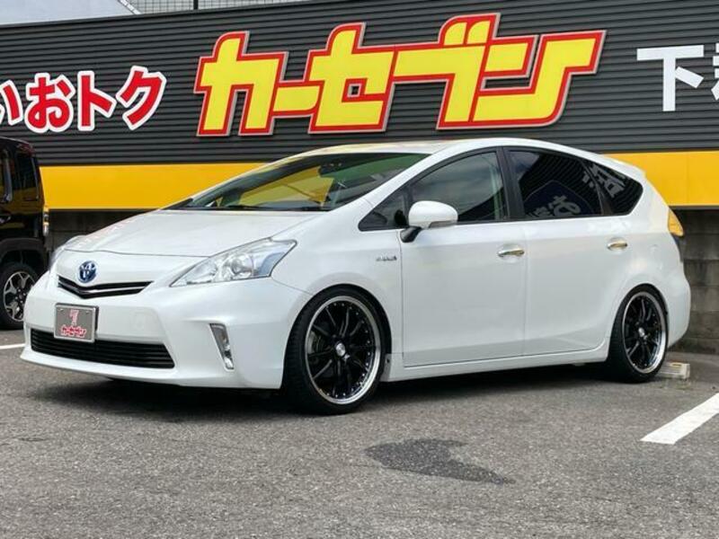 PRIUS ALPHA