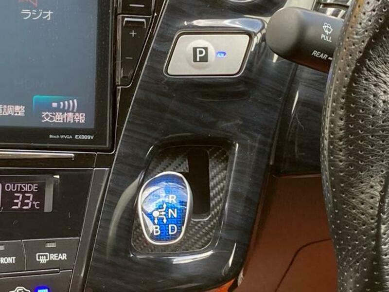 PRIUS ALPHA