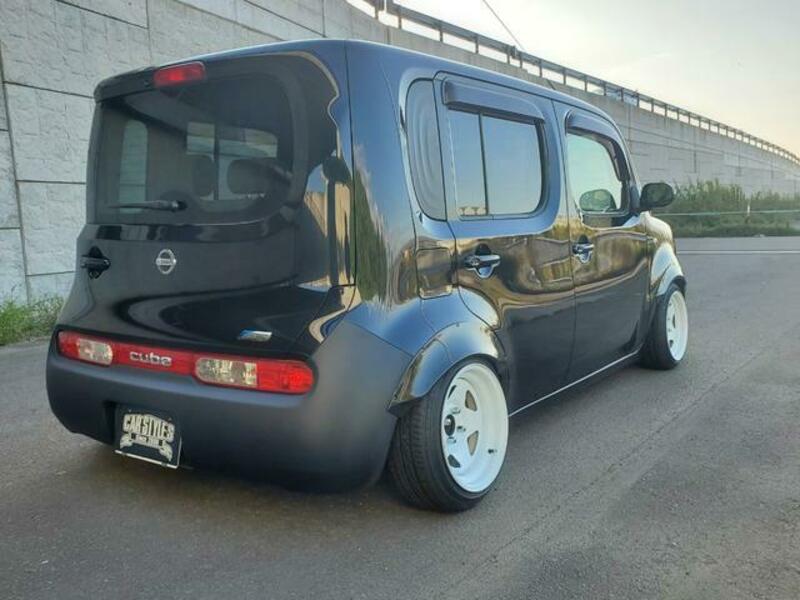 CUBE