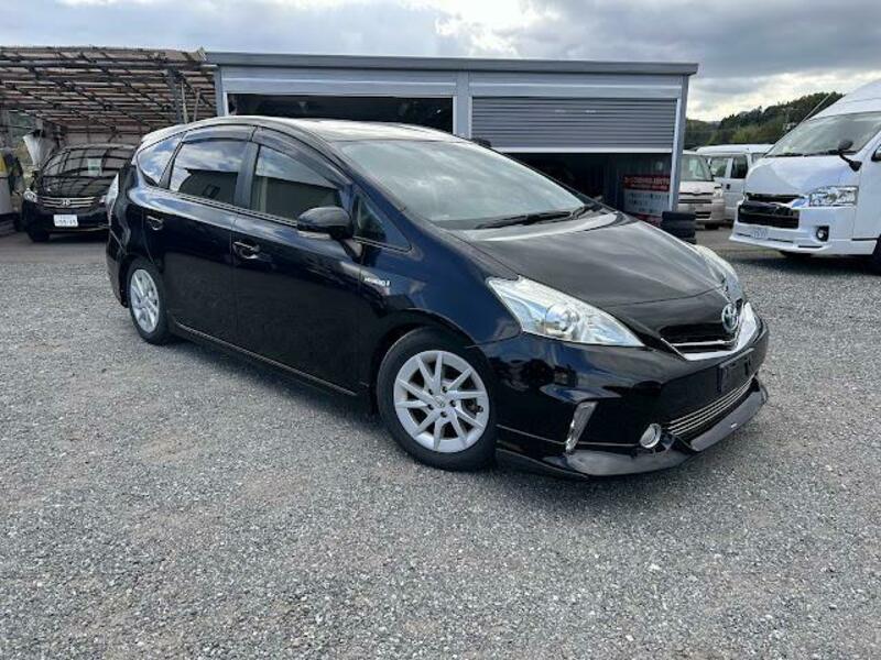 PRIUS ALPHA