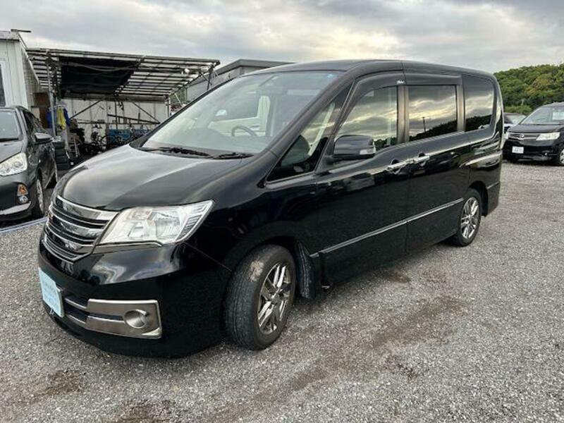 NISSAN SERENA