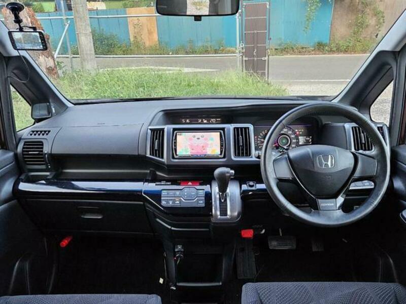 STEPWAGON SPADA