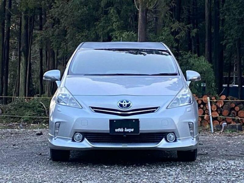 PRIUS ALPHA
