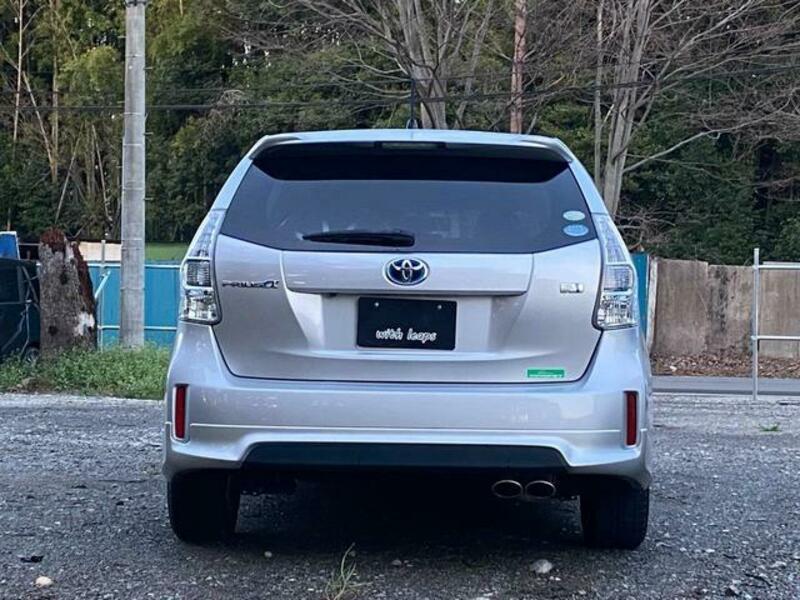 PRIUS ALPHA