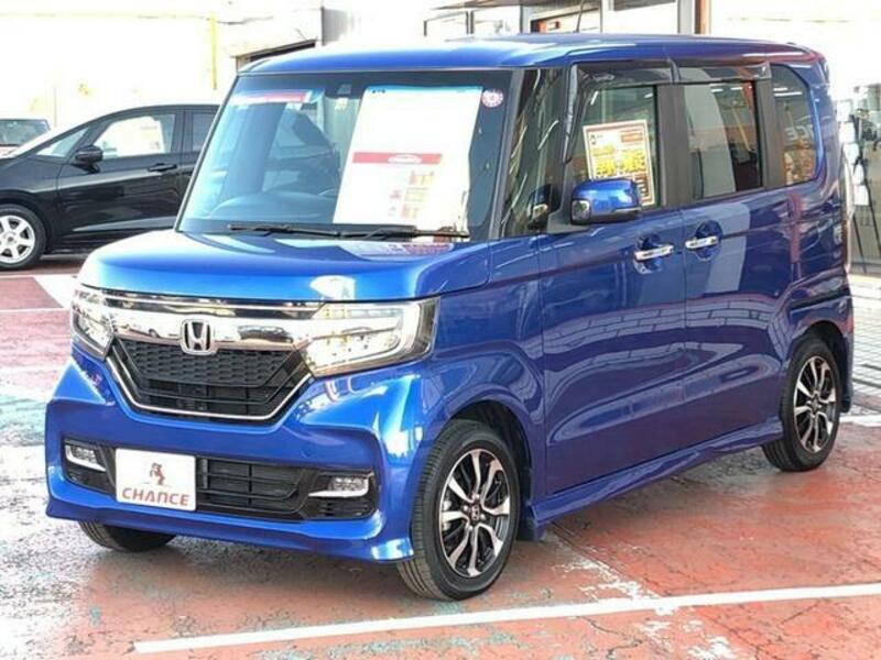N BOX CUSTOM