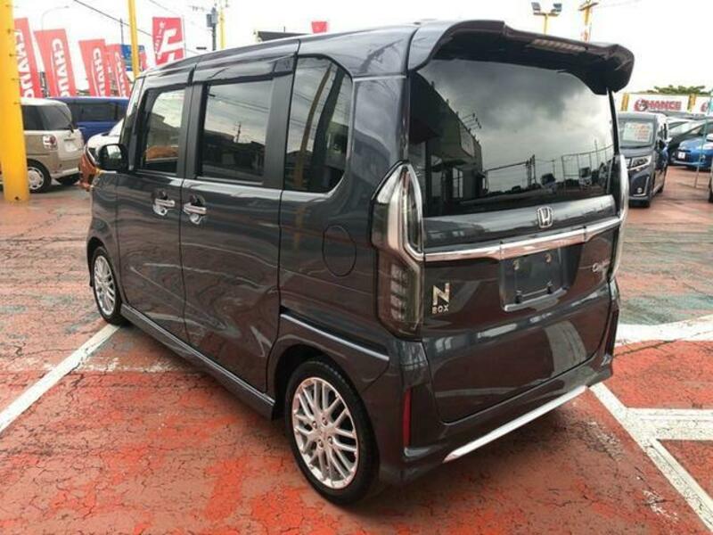 N BOX CUSTOM