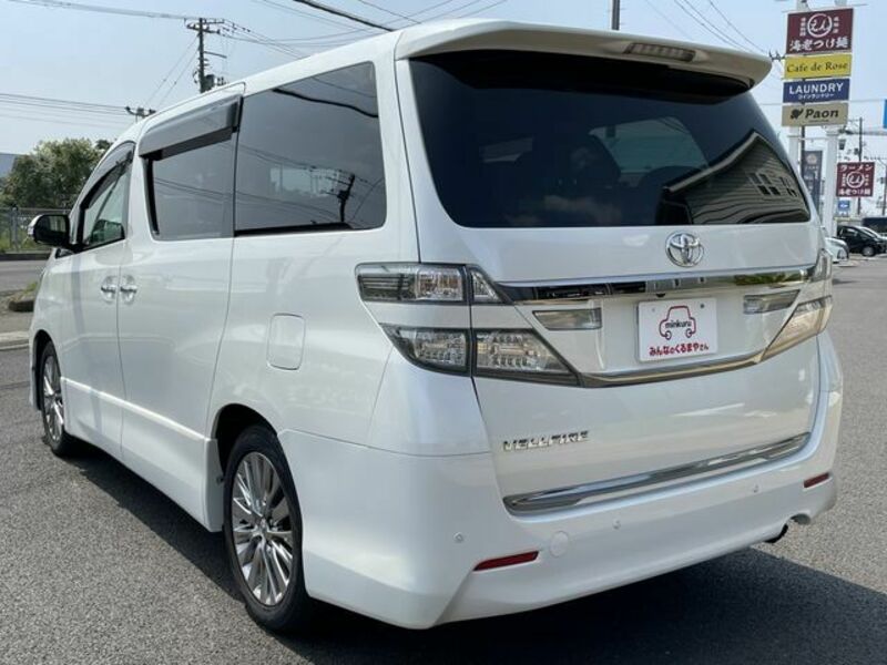 VELLFIRE