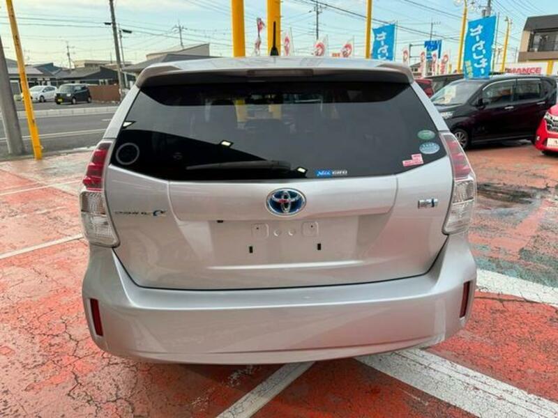 PRIUS ALPHA