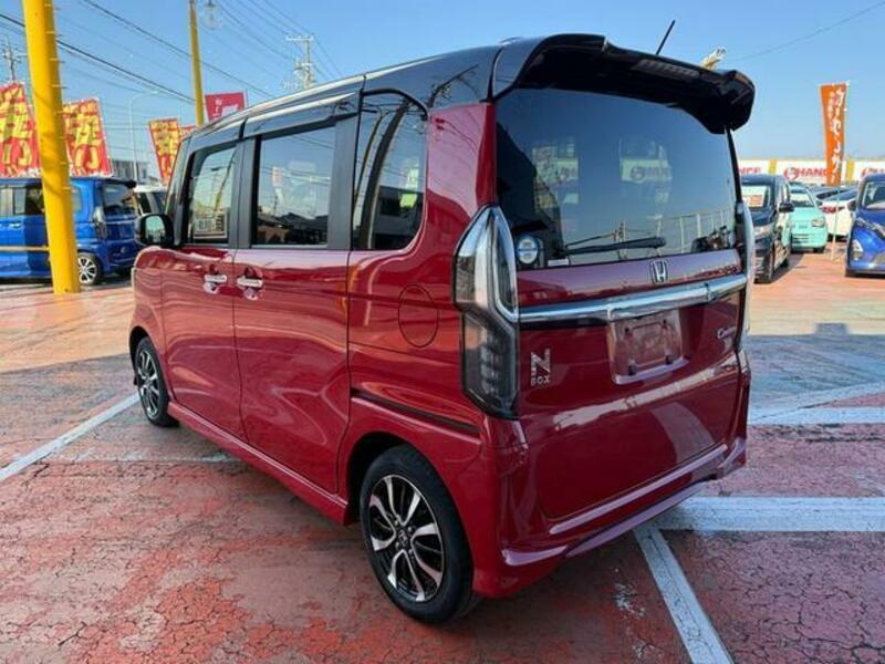N BOX CUSTOM