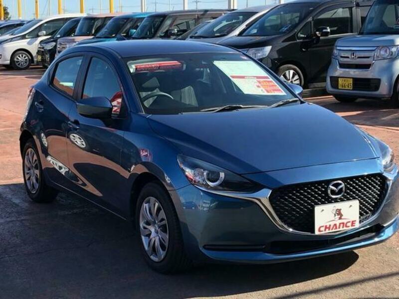 MAZDA2