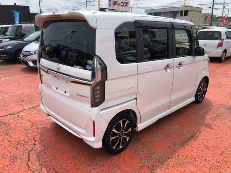 N BOX CUSTOM