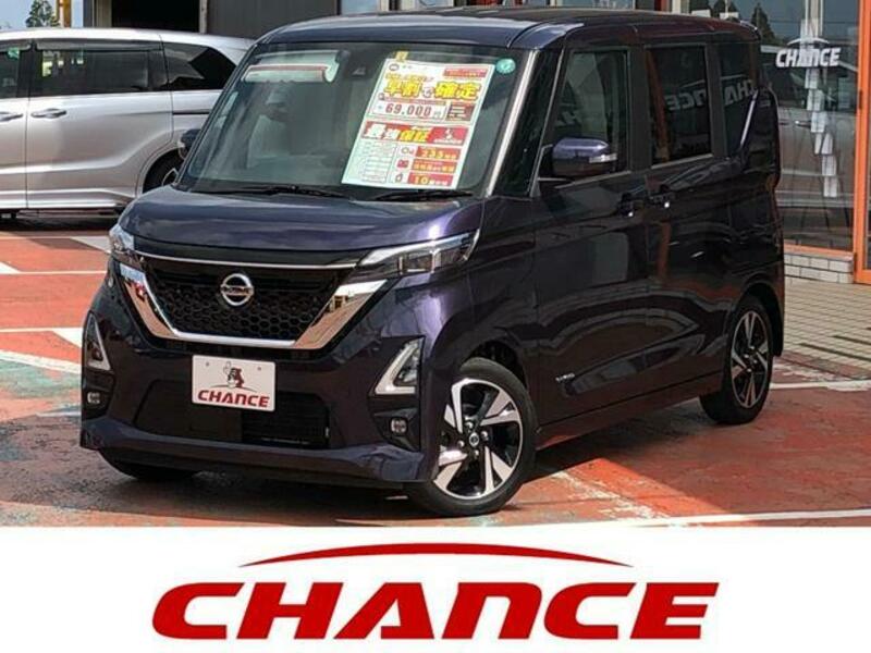 NISSAN ROOX