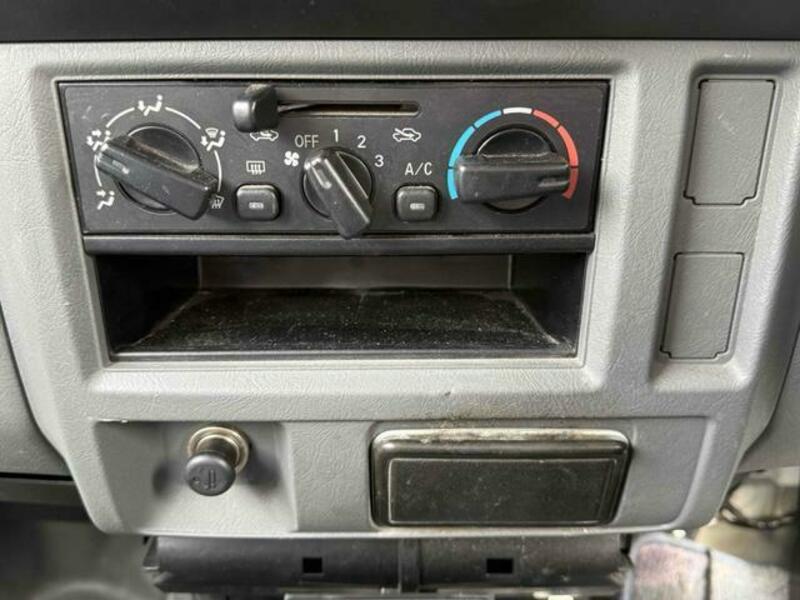 MINICAB VAN