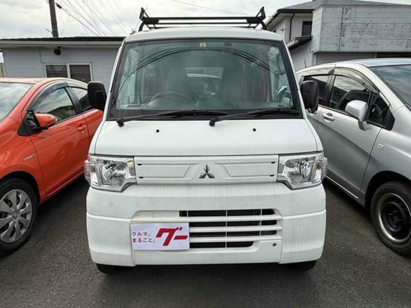 MINICAB VAN