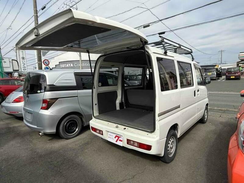 MINICAB VAN