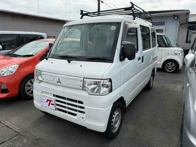 MITSUBISHI MINICAB VAN