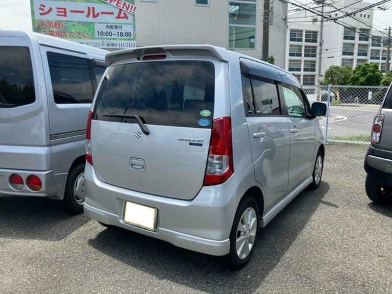 WAGON R