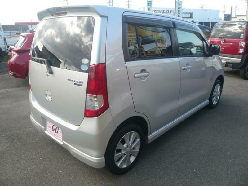 WAGON R