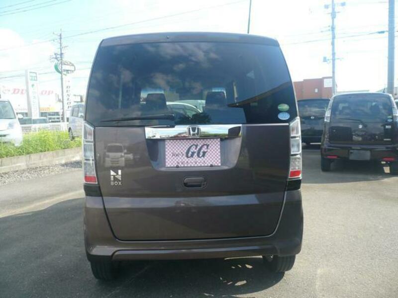 N BOX