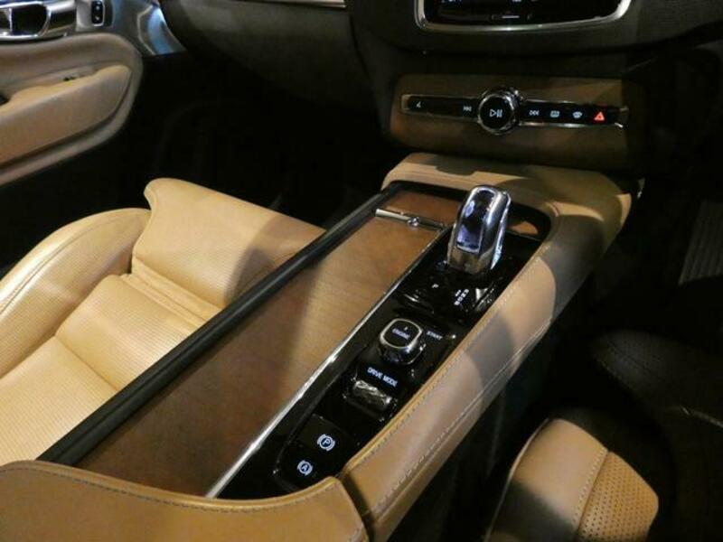 XC90