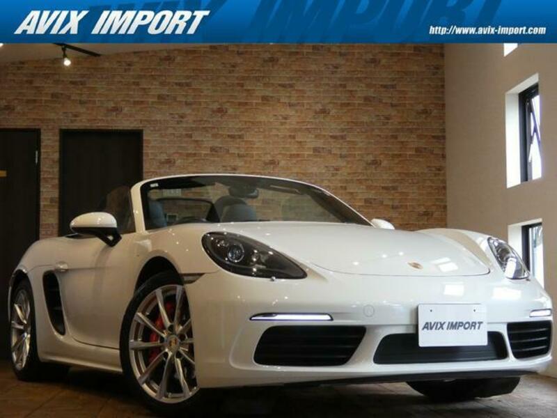 PORSCHE 718 BOXSTER