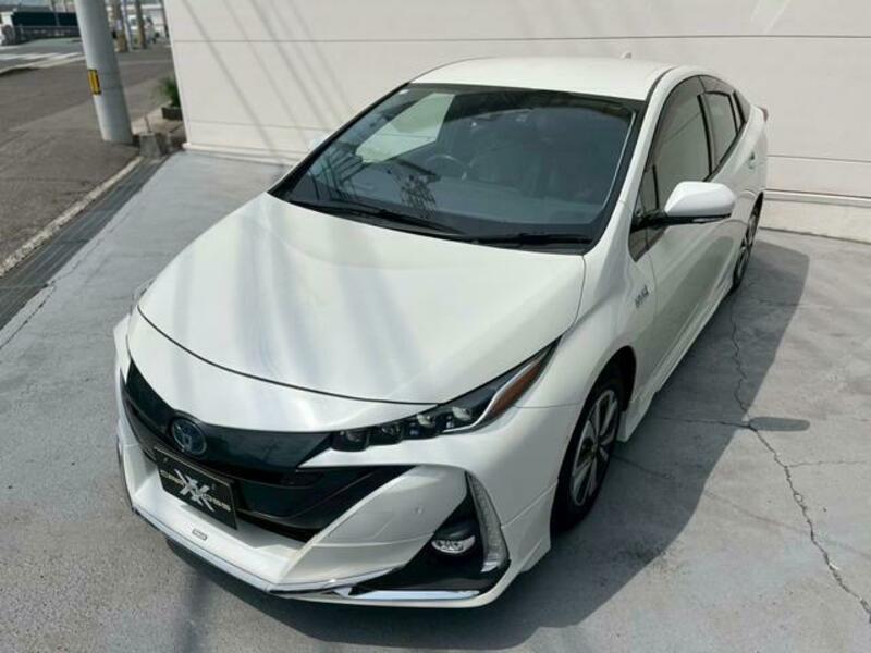 PRIUS PHV