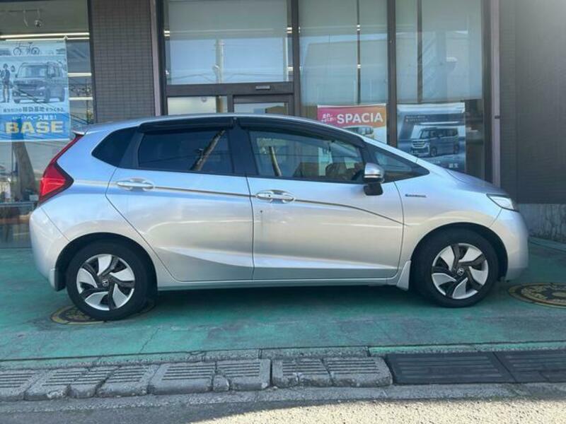 FIT HYBRID